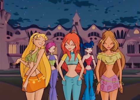 Early 2000s Cartoon Characters, Winx Club Scenes, 2000s Cartoon Characters, Iconic Movie Characters Costumes, 2000s Characters, Las Winx, 2000s Cartoons, Klub Winx, Bloom Winx Club