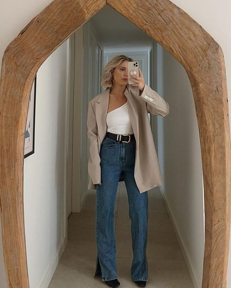 Stone Blazer Outfit, Laura Jade Stone, Casual Work Outfits Women, Funky Outfits, Mommy Style, Paris Outfits, Classy Work Outfits, Jade Stone, Fashion Design Clothes