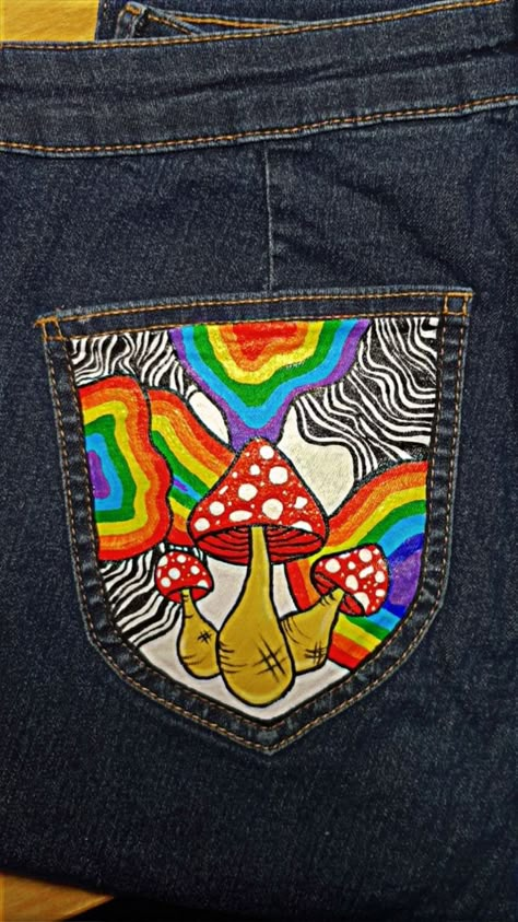 Mushroom Jeans Paint, Diy Jean Jacket Ideas Paint, Trippy Outfits Style, Trippy Pants, Trippy Clothing, Diy Your Clothes, Clothes Dye, Trippy Clothes, Jean Jacket Diy