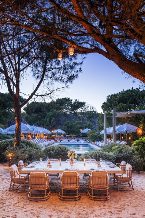 Aesthetic Restaurant Exterior, Aesthetic Restaurant, Content Studio, Restaurant Aesthetic, Restaurant Exterior, San Tropez, Social Media Agency, Restaurant Photos, Design Restaurant