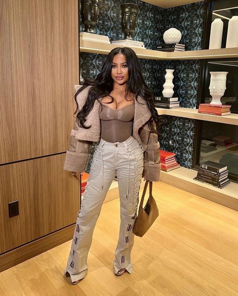 Shein Brown Outfits, Night Out Winter Outfit Club, Brown Going Out Outfits, Brown Outfits For Black Women, Nicole Lewis, Cute Comfy Outfits, March 17, Cute Everyday Outfits