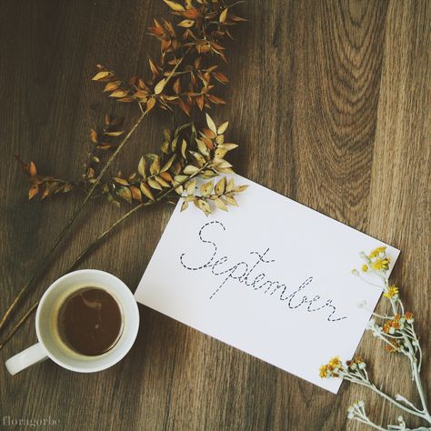 Welcome september and hi Autumn! ♥   #september #autumn #coffee #coffeeproject #floragorbe