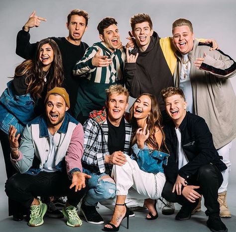 •°•✧ Pinterest - @                             Luke Smith🇮🇪 Jake And Erika, Jimmy Tatro, Jake Paul Team 10, Logan And Jake, Erika Costell, Friendship Pics, Cody Ko, Tessa Brooks, Team 10