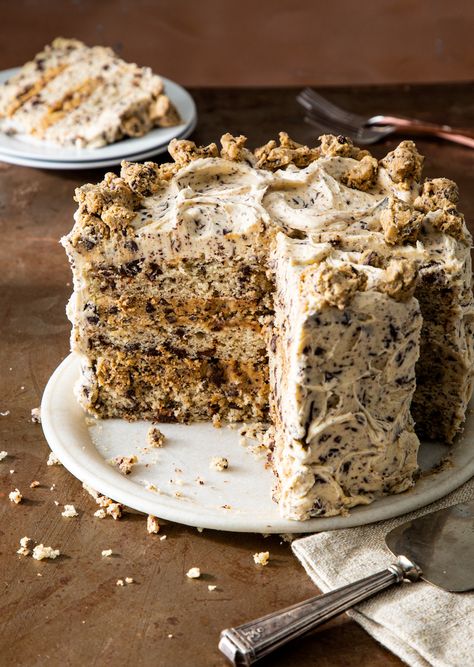 This cake takes everything you love about chocolate chip cookies and amplifies it. From the incredibly tender white cake layers studded with chopped chocolate to the velvety Chocolate Chip Buttercream and buttery Edible Cookie Dough filling, this cake is like a love letter to the original cookie. Save Recipe Print Chocolate Chip Cookie Layer Cake   Makes 1 (8-inch) cake Ingredients ½ cup (113 grams) unsalted butter, softened 1½ cups (300 … Cookie Layer Cake, Happy Cakes, Cakes Beautiful, Cookie Dough Filling, Basic Cookies, Cake Mug, Cake Layers, Cookie Dough Recipes, Edible Cookies