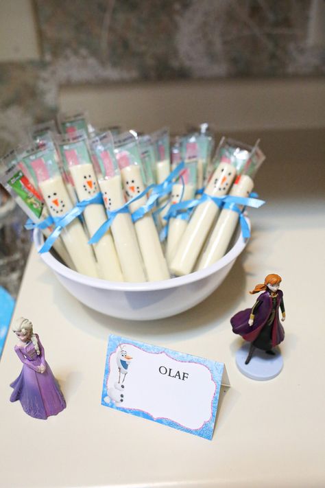 Ava’s Frozen Birthday Party - amanda party + home Frozen 2nd Birthday, Frozen Dessert Table, Elsa And Anna Birthday Party, Elsa Frozen Party, Frozen Princess Party, Frozen Birthday Party Food, Frozen 3rd Birthday, Elsa Party, Elsa Birthday Party