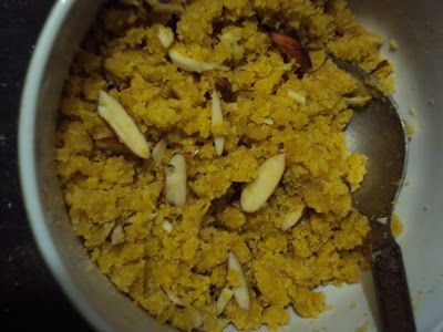 Recipes from Banaras and Uttar Pradesh, traditional recipes from all over the world. Fasting and festival recipes. Coconut Barfi Recipe, Pakistani Desserts, Konkani Recipes, Carrot Halwa Recipe, Halva Recipe, Traditional Indian Food, Bangladeshi Food, No Egg Desserts, Food Fusion