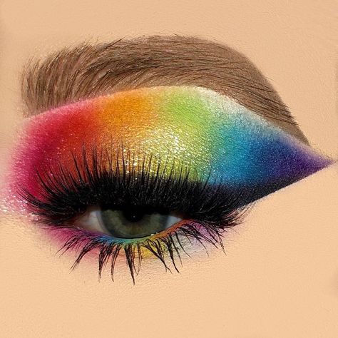 Rainbow Eyeshadow Looks, Eyeshadow Rainbow, Drag Queen Makeup Tutorial, Colourful Eyeshadow, Rainbow Beauty, Rainbow Eye Makeup, Everyday Eyeshadow, Rainbow Eyeshadow, Eyeshadow Tutorials