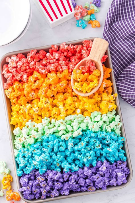 rainbow popcorn hero image Colored Popcorn Recipe, Kool Aid Popcorn, Cocomelon Birthday Party Ideas, Unicorn Popcorn, Kool Aid Packets, Easter Popcorn, Rainbow Foods, Rainbow Popcorn, Cocomelon Birthday Party