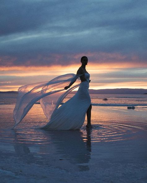 Cara Mia on Instagram: "Blue hour magic with @_jennayork 〰️ Edited with @caramiapresets (mostly the Prism Pack)" Blue Hour Beach Photoshoot, Blue Hour Photoshoot, Photoshoot Theme, Blue Hour Photography, Car Shoot, Beach Photo Session, Foto Inspo, Blue Photography, Magic Hour