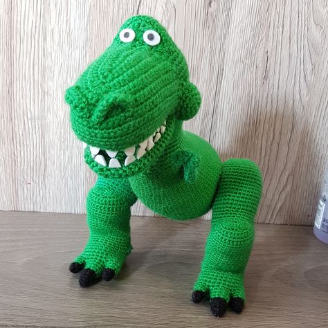 Crochet Rex Toy Story, Pixar Crochet Patterns Free, Toy Story Amigurumi Free Pattern, Toy Story Crochet Patterns, Crochet Toy Story, Toy Story Dinosaur, Free Crochet Toy Patterns, Disney Patterns, Disney Crochet