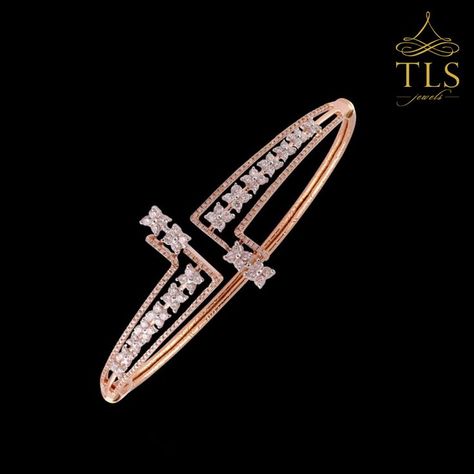 Diamond Hand Bracelet, Real Diamond Bracelet, Antique Gold Bracelet, Hand Bracelet, Mumbai India, Diamond Bracelets, Real Diamonds, Gold Jewellery, Antique Gold