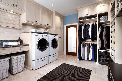 Check out our internet site for more relevant information on "laundry room storage small shelves". It is an outstanding area to learn more. #laundryroomstoragesmallshelves Ideas Armario, Traditional Laundry Room, Laundry Room/mudroom, Laundry Room/mud Room, Drying Room, Dream Laundry Room, Mudroom Laundry Room, Laundry Design, Mudroom Design