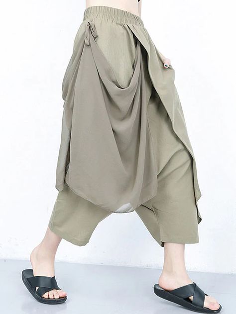 Sku CY-!117460 Material 20% Spandex , Polyester , Chiffon , <50%Cotton Style Loose , Harem pants Feature Pleated , Solid Color Occasion Casual , Leisure Fashion Seasons Spring , Summer , Autumn Type Ninth Pants Color KHAKI,BLACK Size One_size Vintage Harem Pants, Harem Pants Women, Dance Pants, Leisure Fashion, Pants Loose, Type Of Pants, Fashion Seasons, Western Dresses, Women Pants Casual