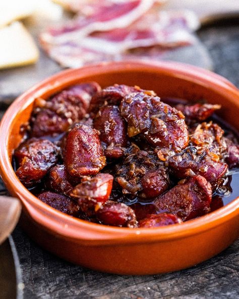 How To Cook Chorizo, Tapas Dishes, Sherry Vinegar, Spanish Tapas, Gluten Free Banana, Stew, Red Wine, Vegan Recipes, Wine