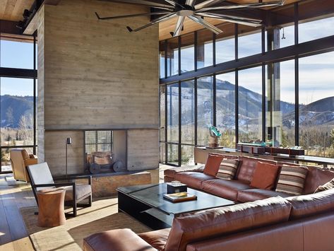 Modern-Industrial Home Becomes One With The Desert Landscape Olsen Kundig, Olson Kundig, Two Sided Fireplace, Modern Mountain Home, Global Design, Design Minimalista, Maine House, Architectural Digest, Large Windows