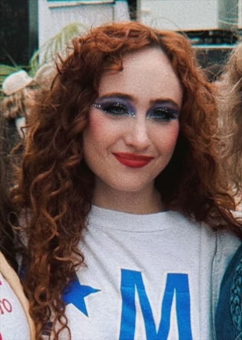 chappell roan backstage at outside lands festival in san francisco, CA. (via crybby96 on ig)  august 11th, 2024 Chappell Roan Polaroid, Chapel Roan, Outside Lands Festival, Chapelle Roan, Papa John, Chappel Roan, Fall Moodboard, Aesthetic Artsy, Gucci Sweater