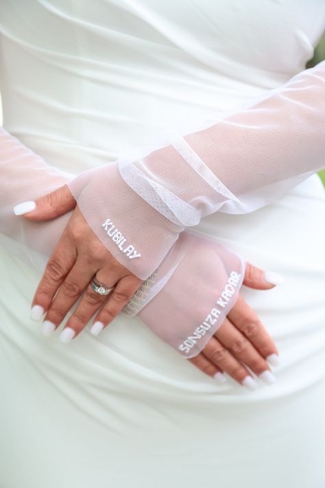 Long Sleeve Gloves, Gloves For Wedding, Wedding Sleeves, Sleeve Gloves, Bridal Sleeves, Sleeves Wedding Dress, Removable Sleeves, Gloves Fingerless, Dress Sleeves