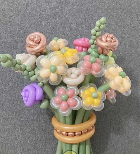 Flower Ballons Ideas, Flower Bouquet Balloon, Balloon Flowers Bouquet, Balloon Bouquet Ideas, Balloon Flower Bouquet, Flower Balloons Diy, Bouquet Balloons, Flower Balloons, Balloon Bouquet Diy