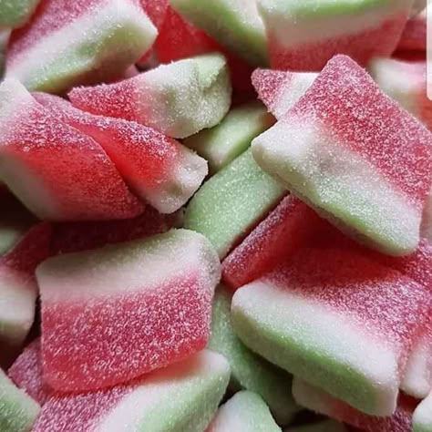 Watermelon Gum, Gum Aesthetic, Candy Aesthetic, Vegan Candy, Cute Snacks, Food Therapy, Yummy Comfort Food, Sweet Snacks Recipes, Food Drinks Dessert