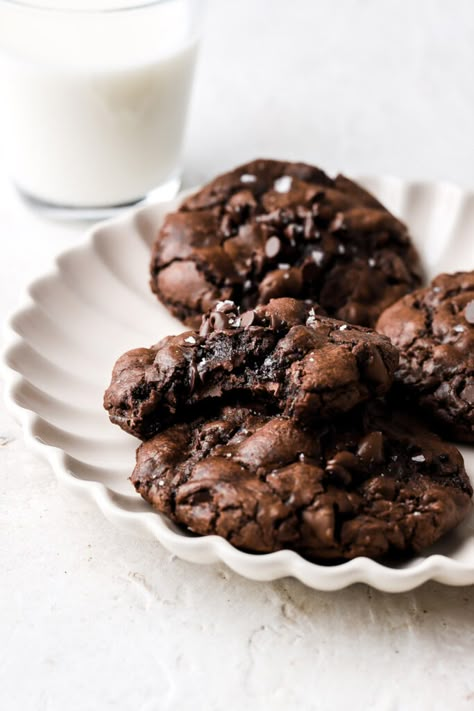 small batch chocolate cookies with bite taken out Small Cookies Recipe, Small Batch Chocolate Chip Cookies, Small Batch Cookie Recipe, Small Batch Cookies, Small Batch Baking, Espresso Cookie, Frozen Cookie Dough, Double Chocolate Chip Cookies, Dessert For Two