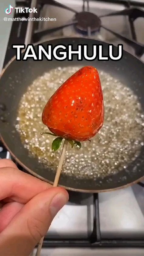 If you want the ingredients its only three! 1.strawberry 2. Sugar 3. Half cup water And check out matthewinkitchen for instructions! Creds:matthewinkictchen