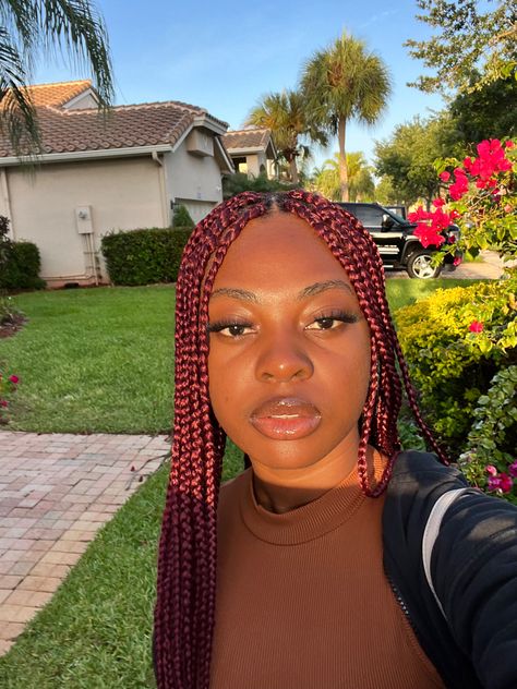 Braids For Black Women Burgundy, Burgundy Hair Black Women Braids, Short Burgundy Box Braids, Maroon Braids For Black Women, Box Braids Hairstyles Burgundy, Maroon Braids, Burgundy Box Braids Medium, Box Braids Maroon, Burgundy Hair Dye