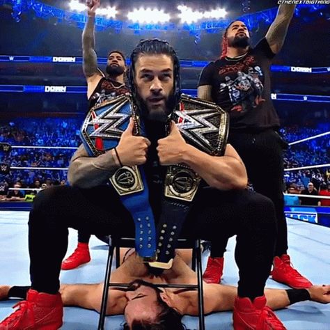 Jimmy Uso, The Bloodline, Roman Reigns Smile, Roman Reigns Shirtless, Roman Reigns Wwe Champion, Wwe Superstar Roman Reigns, Wwe World, Wwe Roman Reigns, Drew Mcintyre