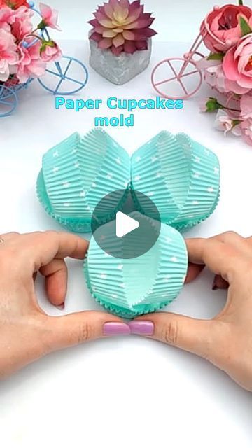 Diy Simple Crafts, Diy Paper Birthday Decorations, Craft Ideas From Paper, Homemade Paper Flowers, Cupcake Easy Decorating Ideas, Cupcake Activities, Easy Handcraft Ideas, Art And Craft Activities For Kids, Unique Crafts For Adults