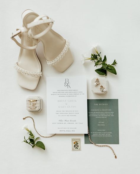 some sweet details for your Monday morning! I seriously am such a sucker for the detail shots — such little pieces make the biggest difference for your day! Second for @jenna.lynnphotography Wedding Day Detail Shots, Details Shots Wedding, Wedding Detail Shots, Shots Wedding, Green Details, Wedding 2025, Detail Shots, Vow Renewal, Monday Morning