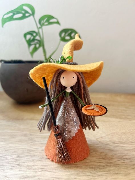 Kitchen Witch Doll, Fall Witch, Witch Dolls, Halloween Witch Dolls, Witch Figurines, Spirit Doll, Creative Clothing, Witch Doll, Spirit Dolls