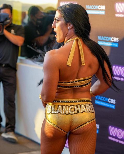 Women Fitness Photography, Tessa Blanchard, Mma Boxing, Wrestling Superstars, Charlotte Flair, Fitness Photography, Women's Wrestling, Female Wrestlers, Wwe Divas