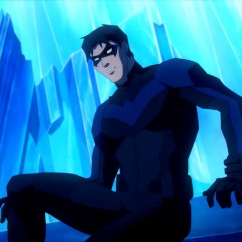 Nightwing Matching Pfp, Nightwing Icon Comic, Nightwing Titans Icons, Nightwing Comic Pfp, Nightwing Pfp, Young Justice Nightwing, Nightwing Sleeping, Young Justice Season 4, Nightwing Young Justice