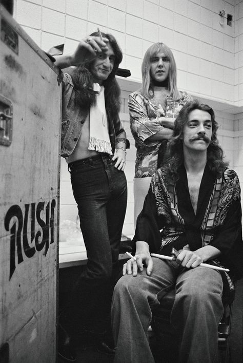 Rush Concert, Permanent Waves, Geddy Lee, Rush Band, Alex Lifeson, Neil Peart, Rock And Roll Bands, Rock Groups, Three Kings