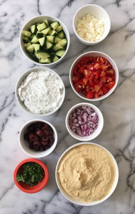 Greek Hummus Dip, Greek Hummus, Greek Dip Recipes, Greek Layer Dip, Layered Dip Recipes, Greek Dip, Vegan Greek, Hummus Dip, Peanut Butter No Bake