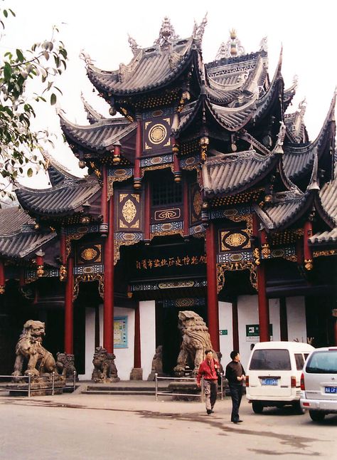 Architecture Antique, Ancient Chinese Architecture, China Architecture, Japan Architecture, Fu Dog, Asian Architecture, Gas Industry, Chinese Architecture, Japanese Architecture