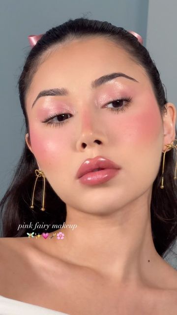 Clean Pink Makeup, Pink Doll Makeup Look, Light Pink Blush Makeup, Subtle Pink Makeup Looks, Pink Blush Look, Pink And Grey Makeup, Heavy Blush Makeup, Pink Cheeks Makeup, Pink Blush Makeup Looks