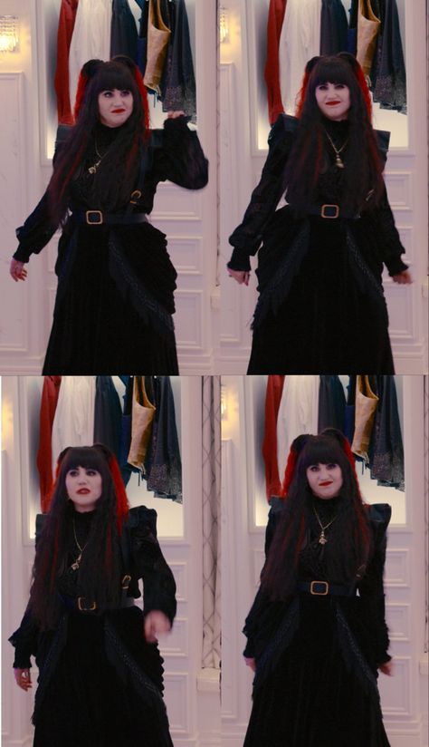 Naja What We Do In The Shadows, Nadja Wwdits Cosplay, Wwdits Nadja Outfit, Lazlo And Nadja Costume, Nadja What We Do In The Shadows Makeup, Nadia What We Do In The Shadows, Nadja What We Do In The Shadows Outfits, Nadja What We Do In The Shadows Costume, Nadja Antipaxos