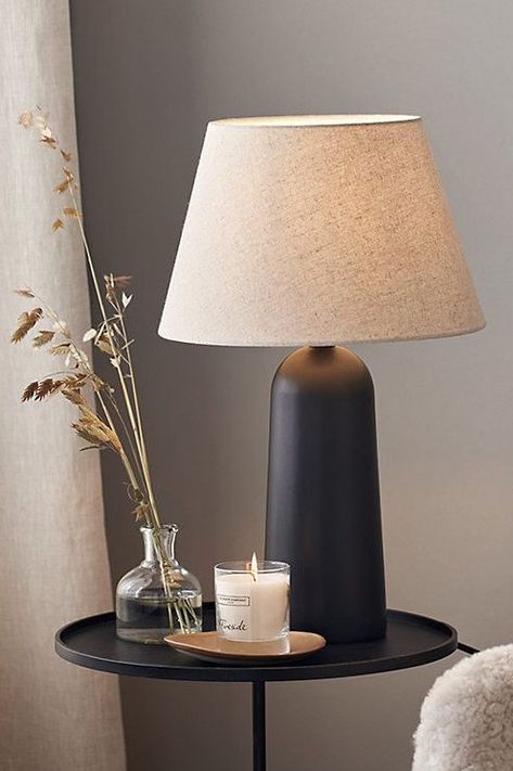 Bedside Lamps Ideas Bedrooms, Dining Room Moody, Side Table With Lamp, Interior Vision Board, Bedside Styling, Bedside Lamps Ideas, Accessories Moodboard, Lounge Styling, Modern Classic Bedroom