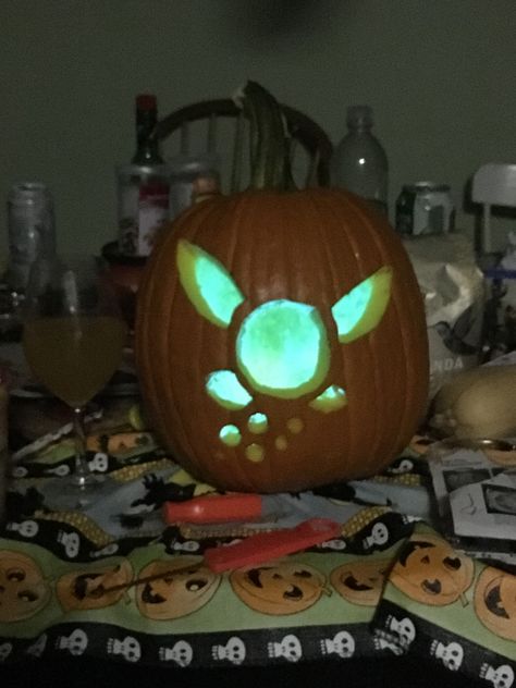 Zelda Navi pumpkin carving Gamer Pumpkin Carving, Zelda Pumpkin Painting, Pikmin Pumpkin Carving, Pumpkin Carving Ideas Nerdy, Legend Of Zelda Pumpkin Carving, Nintendo Pumpkin Carving, Video Game Pumpkin Carving, Zelda Pumpkin Carving, One Piece Pumpkin Carving