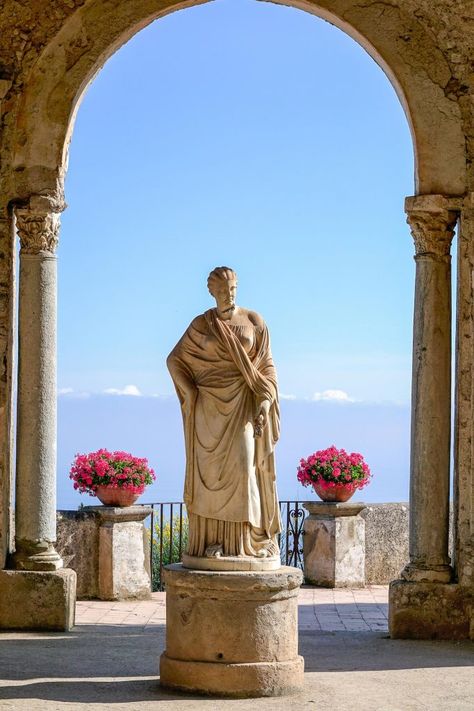 The History of Villa Cimbrone - Ravello - Amalfi Coast - Italy Villa Cimbrone, Ravello Italy, Amalfi Coast Italy, Hotel Villa, Italy Map, Italian Garden, Beautiful Villas, Travel Beauty, Amalfi Coast