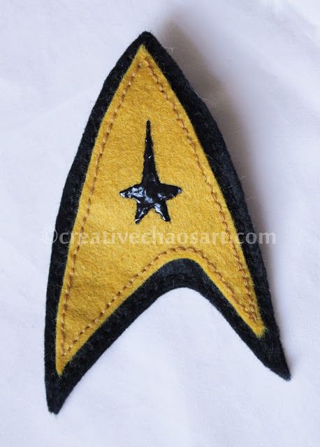 Felt badge brooch Star Trek Badge, Star Trek Decor, Xmas Bulbs, Star Trek Party, Star Trek Pin, Easy Gifts To Make, Chaos Art, Diy Seasonal Decor, Superhero Dolls