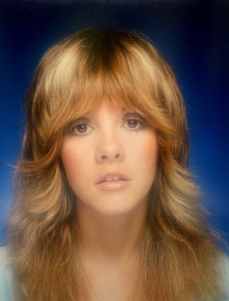 In Your Dreams Stevie Nicks Makeup, Stevie Nicks 70s, Buckingham Nicks, 70s Hair, Stevie Nicks Fleetwood Mac, Vanessa Williams, Stevie Nicks, Fleetwood Mac, Hollywood Celebrities