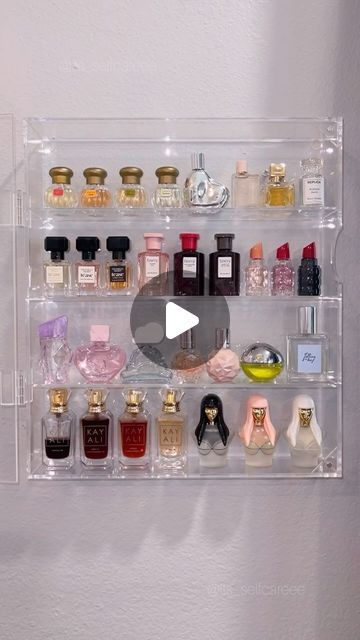 11K views · 2.5K likes | 𝒾𝓉’𝓈 𝓂𝒾𝓃𝒹𝓎 on Instagram: "mini perfumes >>  i love having minis to throw in my purse 💓 love how this display came together! organizer is 🔗🔗 linked" Perfume Organization On Wall, Perfume Organization Ideas, Perfume Organization Organizing Ideas, Diy Perfume Organizer, Bathroom Makeup Storage, Mini Perfumes, Perfume Stand, Perfume Organizer, Closet Hacks