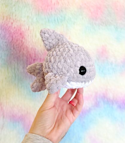 Mini Crochet Shark, Crochet Shark Stuffed Animal, Crochet Baby Shark Amigurumi Free Pattern, Easy Crochet Shark Pattern Free, Small Shark Crochet Pattern Free, No Sew Shark Crochet Pattern, Lemon Shark Crochet, Mini Shark Crochet Pattern Free, Medium Crochet Projects