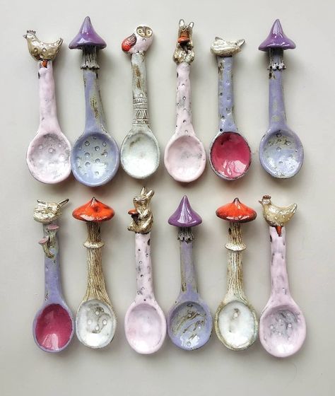 Chicken Ceramic, Spoon Collection, Affordable Aesthetic, Pottery Crafts, Ceramic Spoons, Ceramics Pottery Art, Pottery Sculpture, Ceramics Projects, Ceramics Ideas Pottery