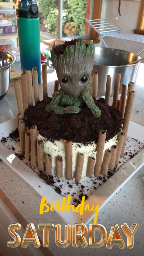 Baby Groot Cake, 10th Birthday Cake, Marvel Birthday Party, 10 Birthday Cake, Marvel Cake, Birthday Party Snacks, Avenger Birthday Party, Superhero Cake, Avengers Birthday