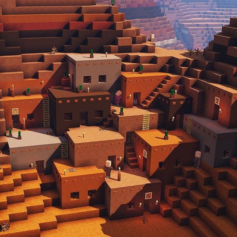 Minecraft Town Buildings, Minecraft Dessert Build, Minecraft Building Ideas Town, Minecraft Badlands Build, Town Square Minecraft, Minecraft Badlands, Minecraft Port Town, Minecraft Town Ideas Buildings, Minecraft Kale