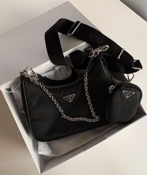 Bag Prada, Luxury Purses, Pretty Bags, Cute Purses, Mode Inspo, Dream Shoes, Cute Bags, Replica Handbags, Punk Fashion