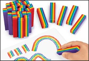 Rainbow crayons - Mrs. Herbst would always swipe one of these across our perfect papers! Stationary Haul, Rainbow Crayons, Rainbow Crayon, Amazing Inventions, College Motivation, Rainbow Parties, Crayon Set, Cool School Supplies, Kids Labels