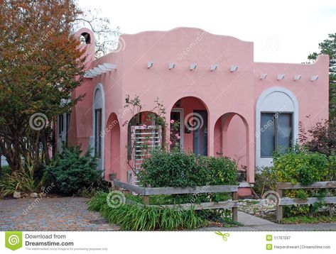 Pink Adobe House, Pink House Exterior, White Stucco House, Stucco Homes, Adobe House, Desert Homes, Pink Houses, Spanish Colonial, Exterior House Colors